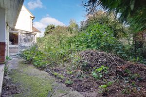 Rear External- click for photo gallery